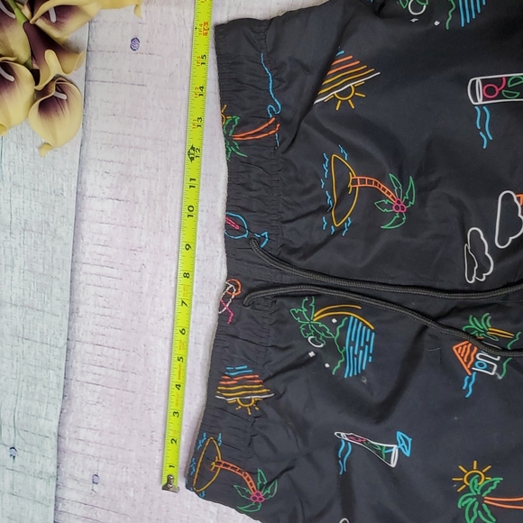 Men's Jake Austin Swim Trunks - Picture 10 of 11